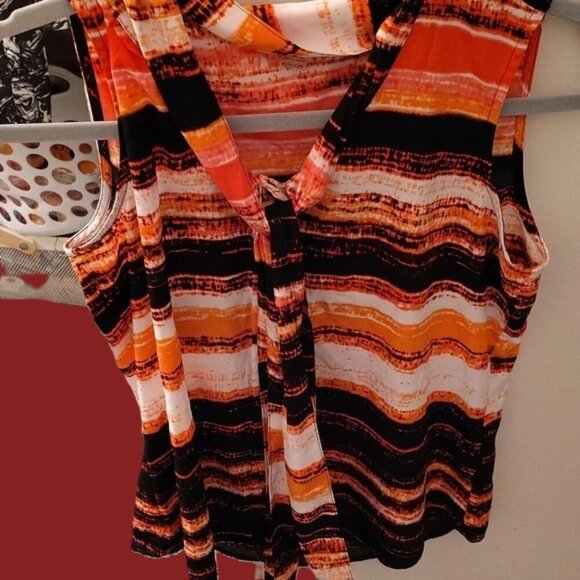 Calvin Klein Stripes &Tie. Classy & Tailed  Business casual, professional events - Picture 7 of 7